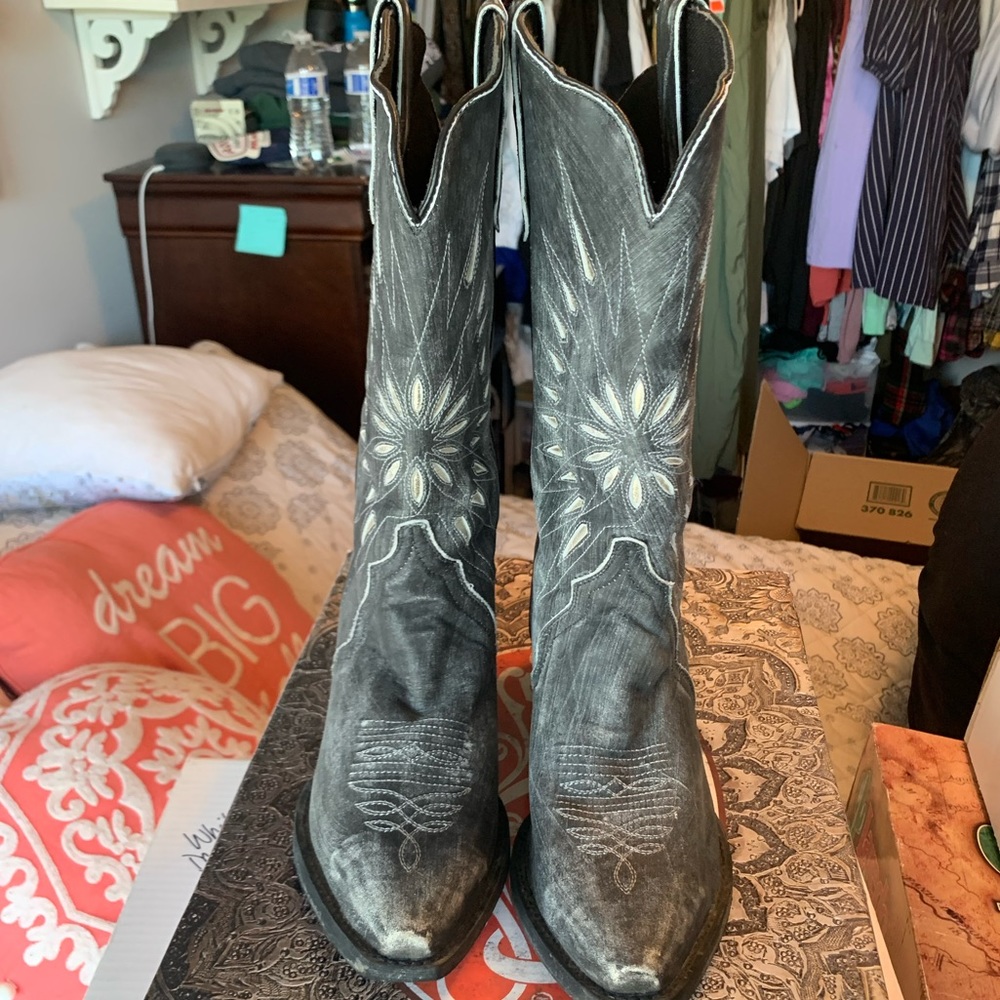 Laredo starburst boots